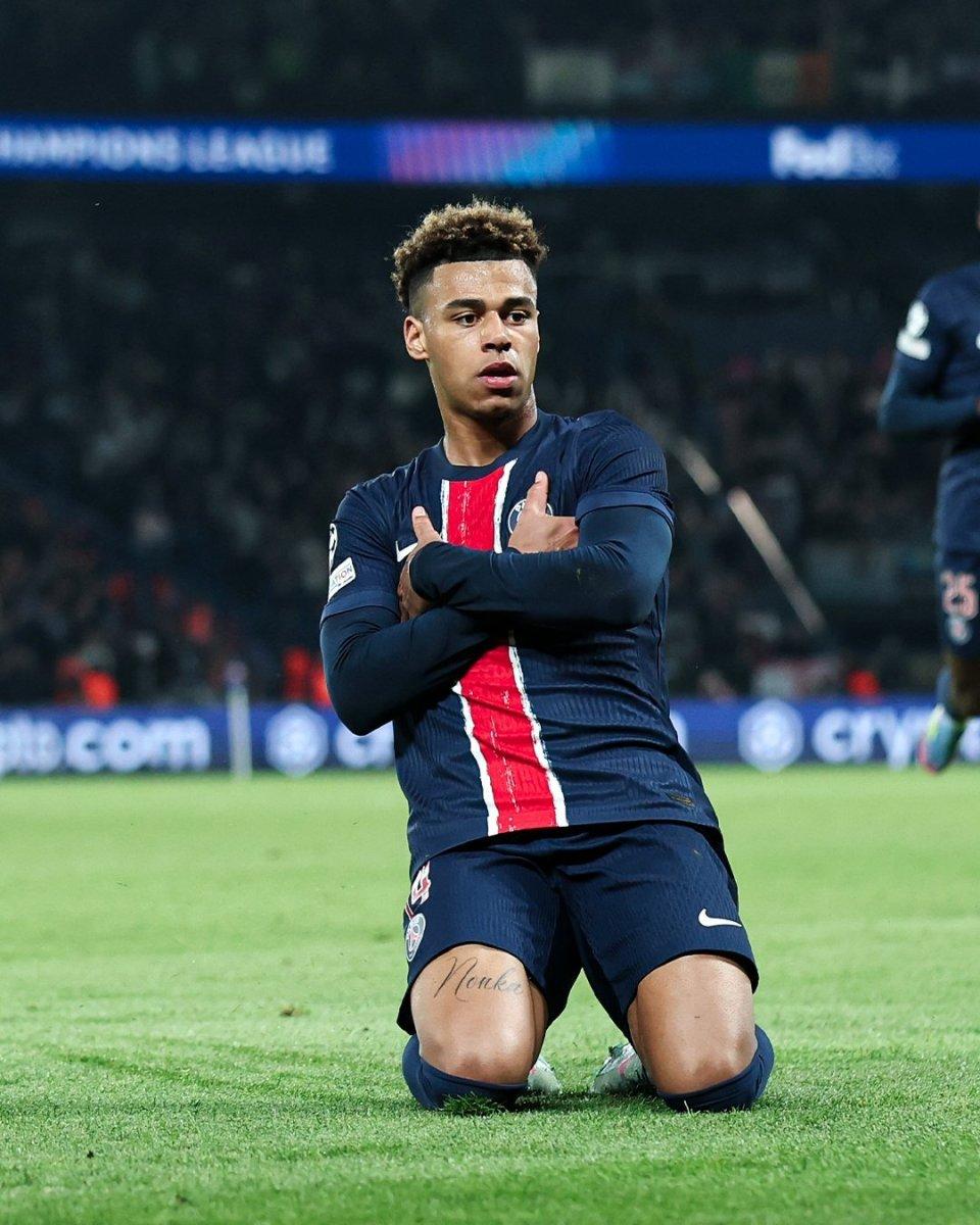 包含巴黎圣日耳曼训练开放日,窗口期豪取连胜引欢呼,欧冠在即,数据趋势出现新变化的词条 包含巴黎圣日耳曼训练开放日,窗口期豪取连胜引欢呼,欧冠在即,数据趋势出现新变化的词条